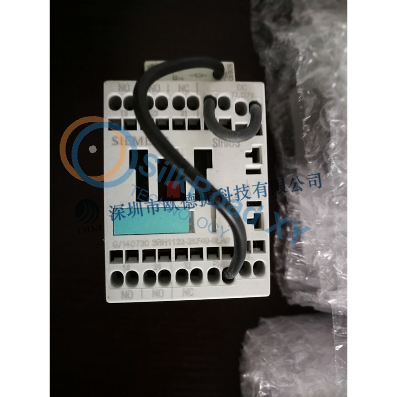 SIEMENS 3RH1122-2KB40-0LA0 Auxiliary Contactor SIEMENS 3RH1122-2KB40-0LA0 Auxiliary Contactor