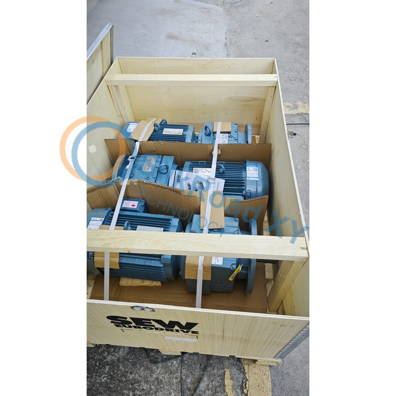SEW 31C015-503-4-00 T MOVITRAC 31C Frequency Inverters SEW 31C015-503-4-00 T MOVITRAC 31C Frequency Inverters